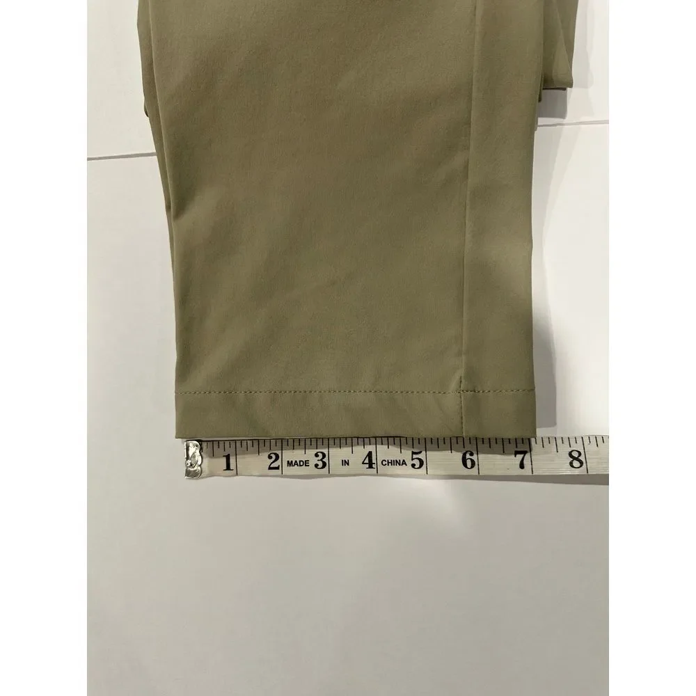 Under Armour Khaki Chino Pants - Size 30x32.